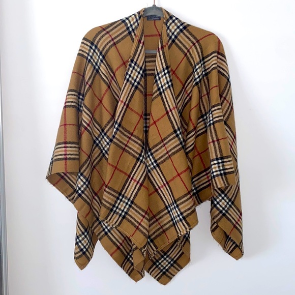 Fraas Sweaters - FRAAS Plaid Wrap / Ruana